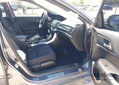 2015 Honda Accord Sport из США, поврежденный, VIN 1HGCR2F52FA245419